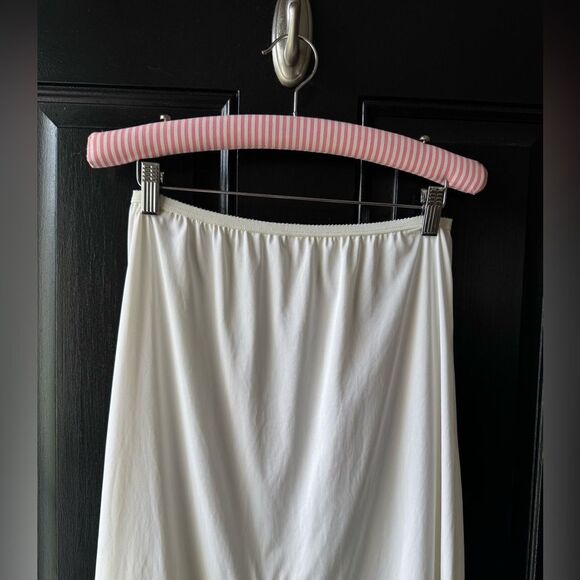 VTG Opalaire Cream Lace Long Half Slip Size L - Picture 3 of 10